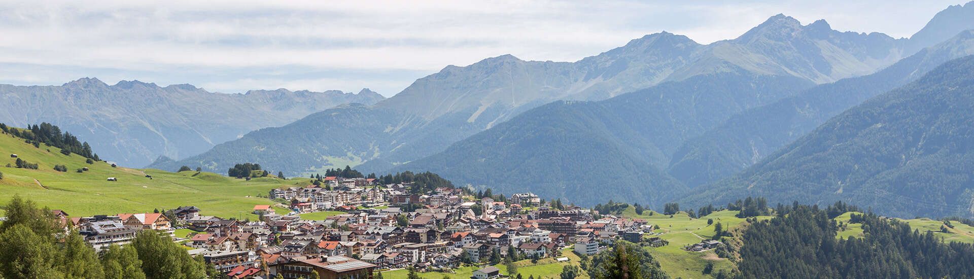 Serfaus Ortsansicht im Sommer